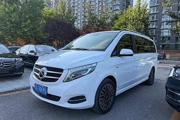 奔驰V级 2017款 V 260 尊贵版
