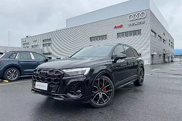 奥迪Q7 2026款 55 TFSI quattro S line黑武士型 7座