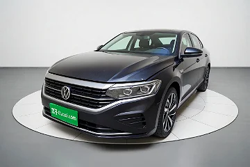 大众帕萨特 2023款 改款 330TSI 豪华版