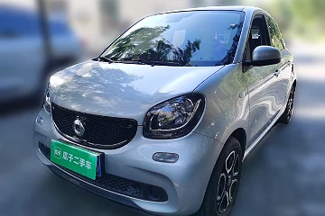 smart forfour 2018款 0.9T 66千瓦先锋版